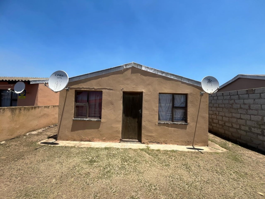 2 Bedroom Property for Sale in Kwazakhele Eastern Cape
